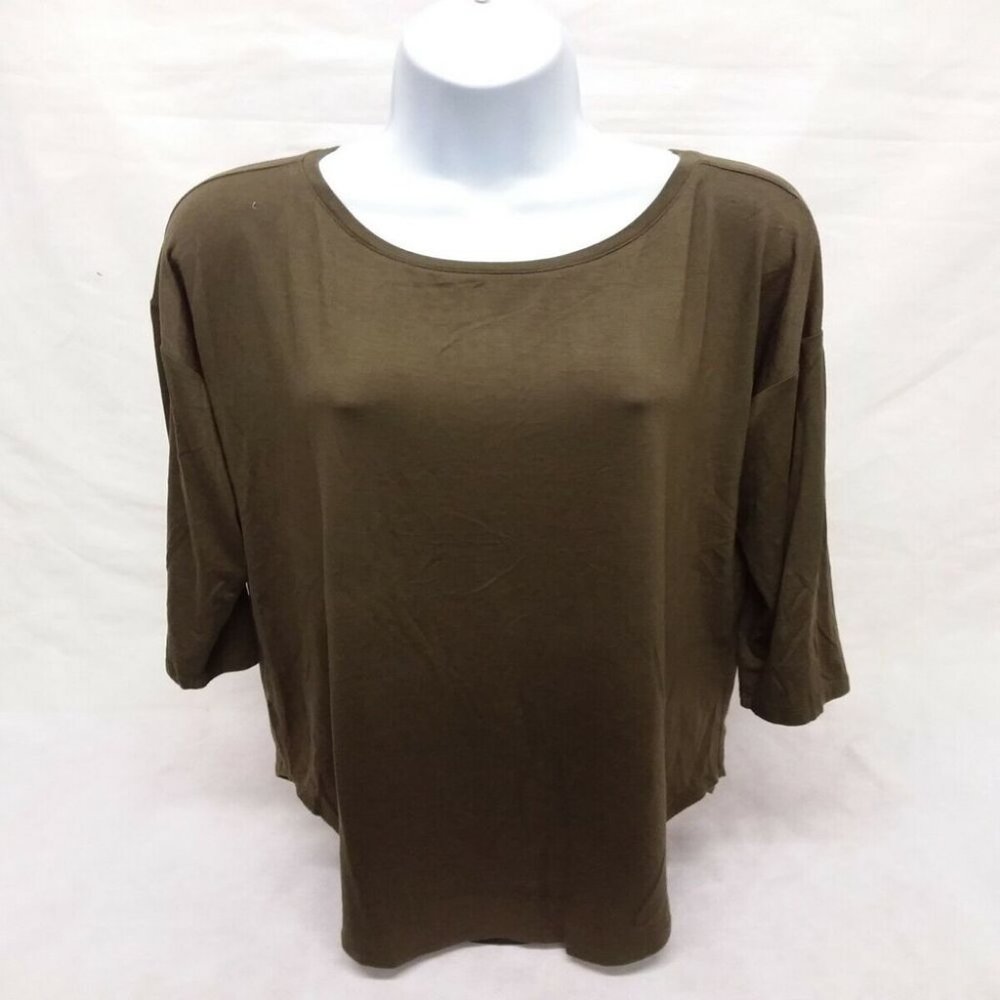 Women's Medium Loft 3/4 Sleeve Solid Olive Green Round Neck T-Shirt